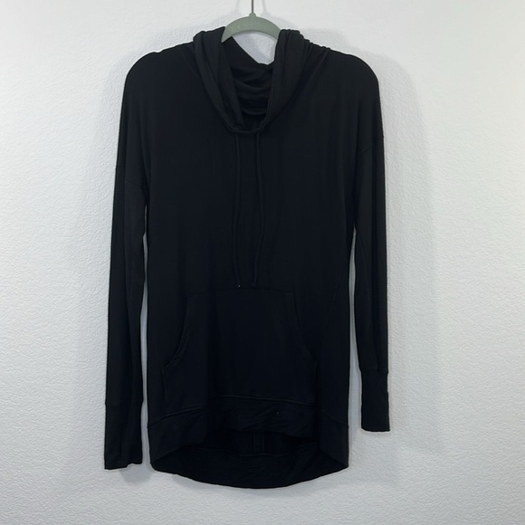 Athleta Cowl Neckline Studio long sleeve top black size small - Picture 2 of 8